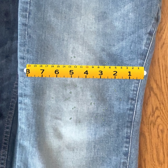 ❌❌❌SOLD❌❌❌Hugo Boss 2 pair for $30 1 pair for $20 - Picture 5 of 7